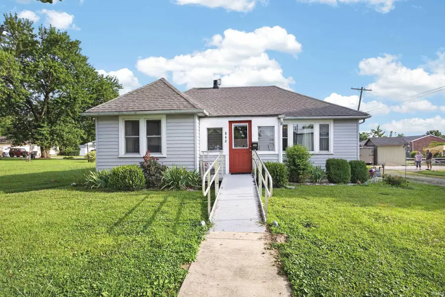 840 NE H Street, Linton, IN 47441 - #2