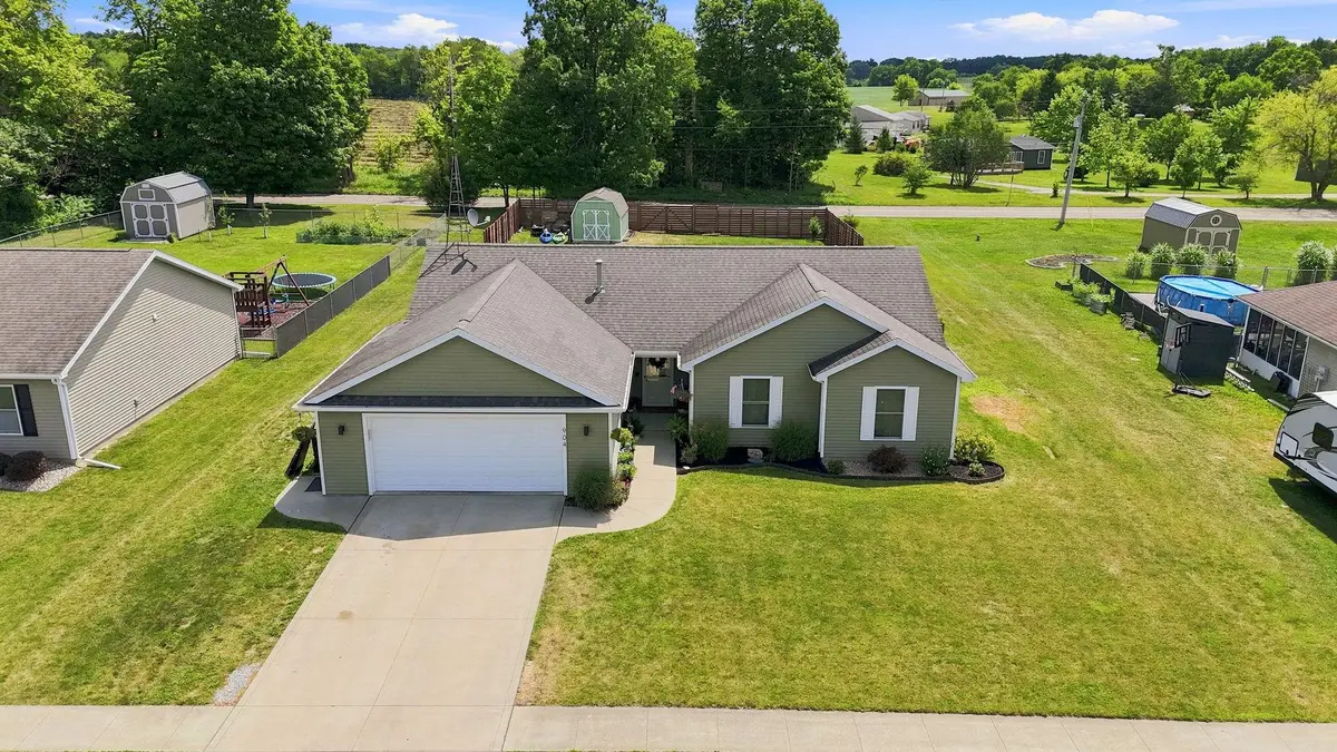 904 Sand Drift Drive, Fremont, IN 46737 - #1