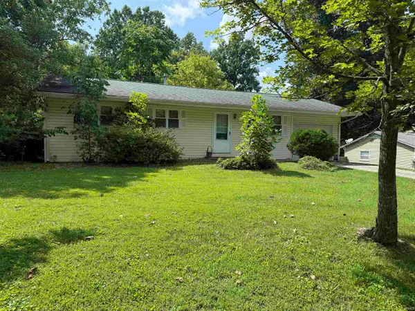207 White Lane, Bedford, IN 47421