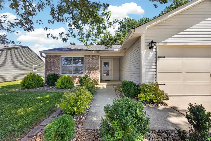 571 S Fieldstone Boulevard, Bloomington, IN 47403 - #2