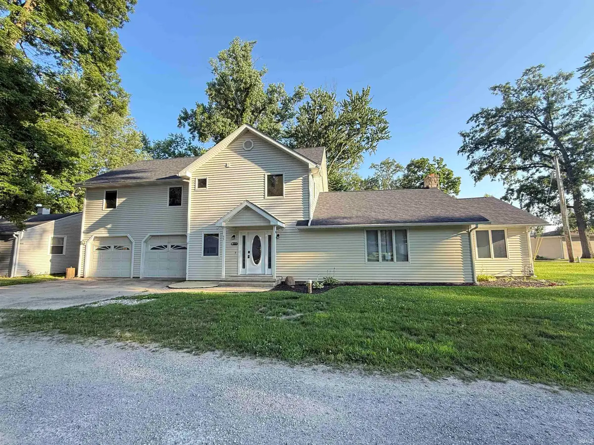 55 Lane 122 Turkey Lake, Lagrange, IN 46761 - #1