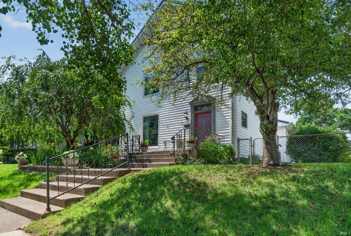 128 W 5th Street, Peru, IN 46970 - #1