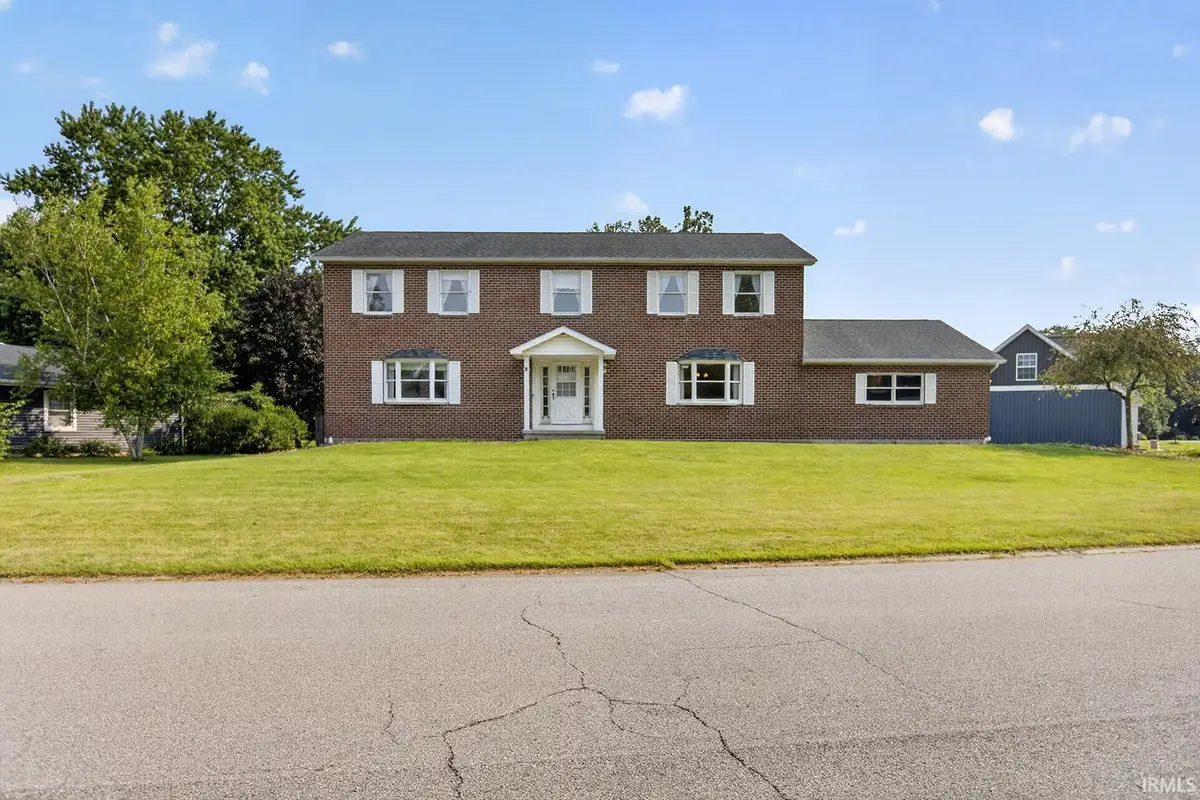 4625 N 615 W, Huntington, IN 46750 - #1