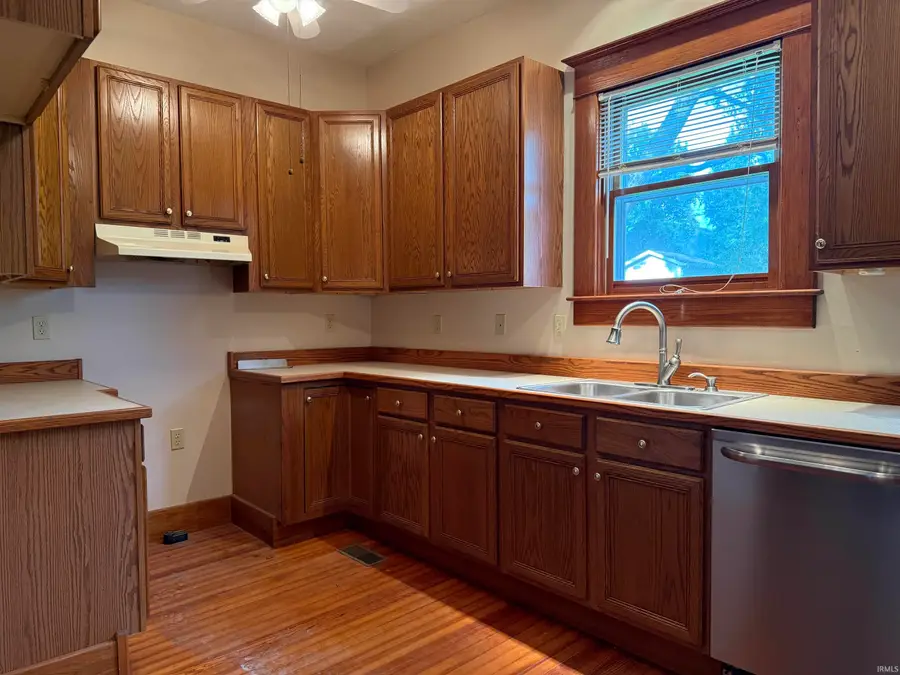 1916 I Street, Bedford, IN 47421 - #3