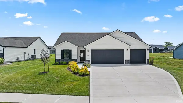 13583 Fringe Tree Trail, Fort Wayne, IN 46814