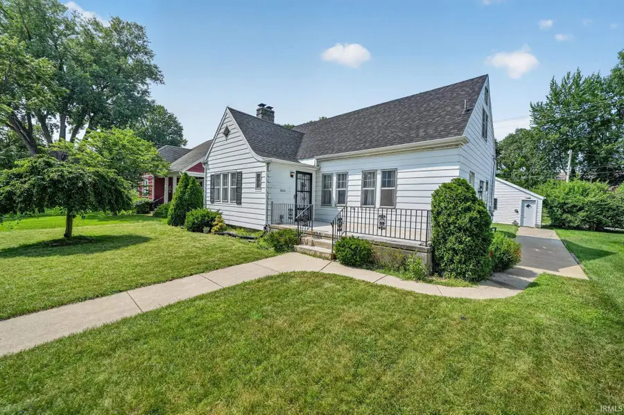 723 W Angela Boulevard, South Bend, IN 46617 - #3