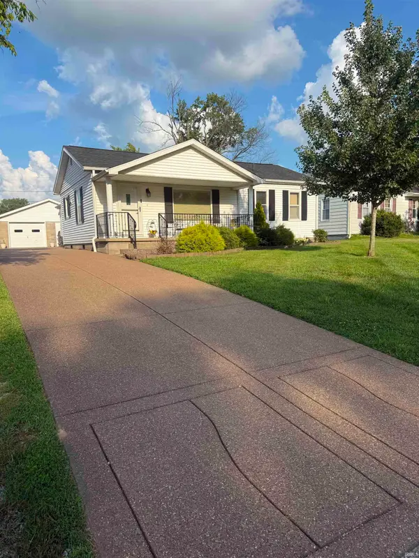 1206 S Fourth Street, Boonville, IN 47601