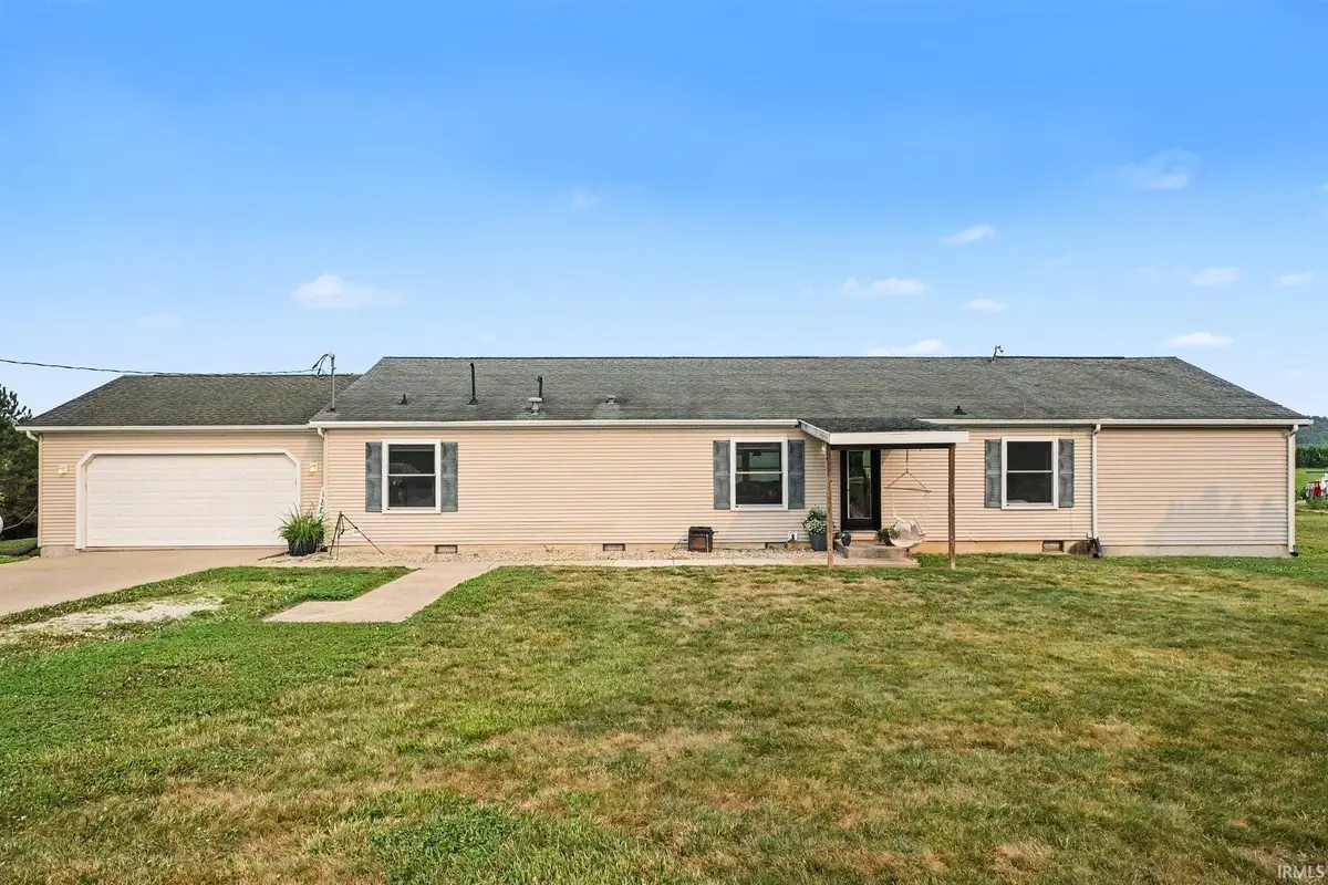 0053 N Wolf Lake Road, Albion, IN 46701 - #1