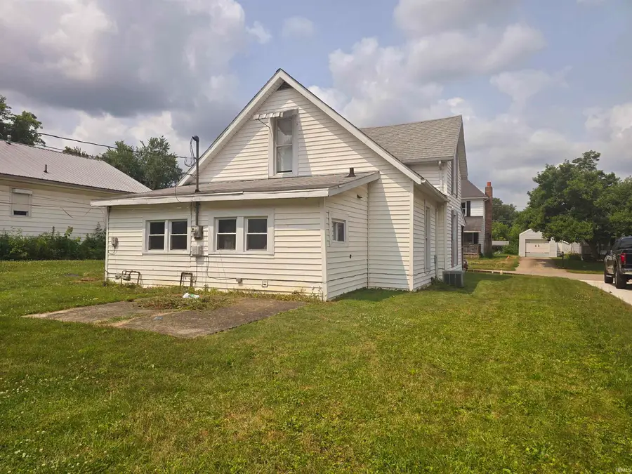 1006 N Monroe Street, Hartford City, IN 47348 - #3