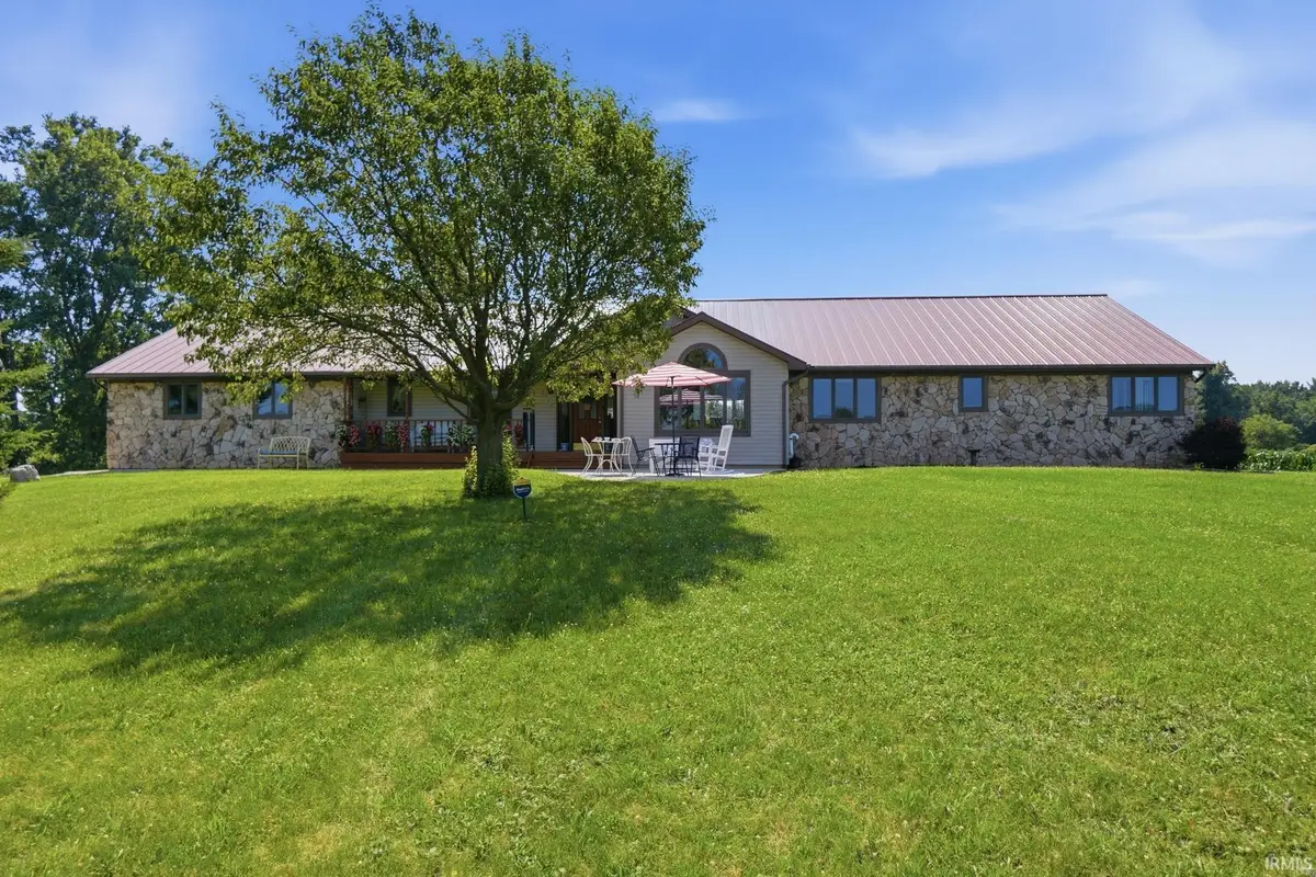 6095 E Division Road, Angola, IN 46703 - #1