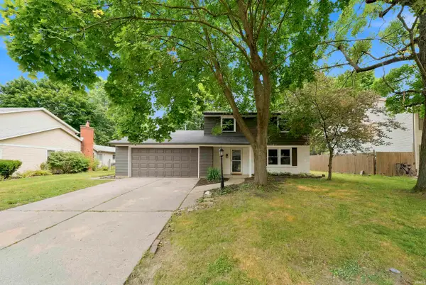 7025 White Eagle Drive, Fort Wayne, IN 46815