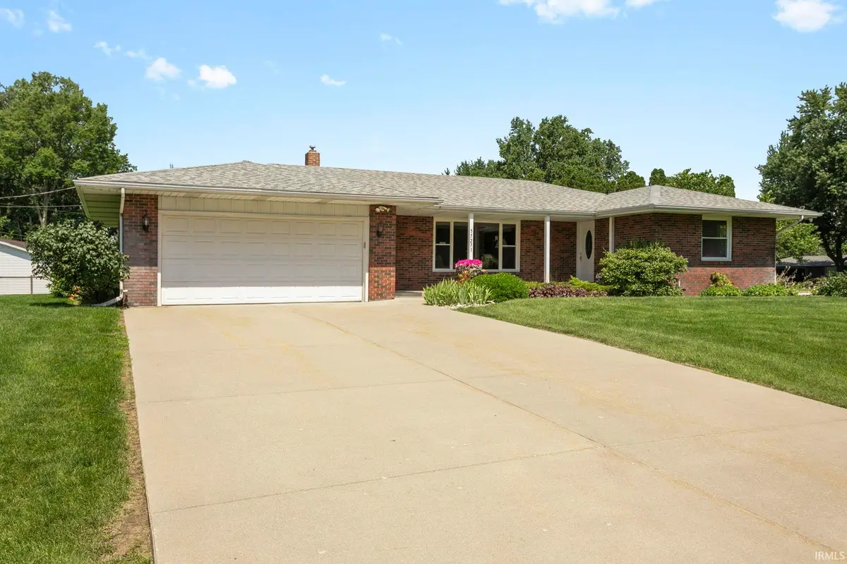 57271 Osage Drive, Goshen, IN 46528 - #1