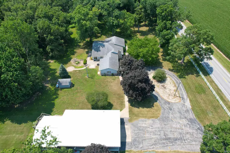 1860 E Us Hwy 24, Reynolds, IN 47980 - #3