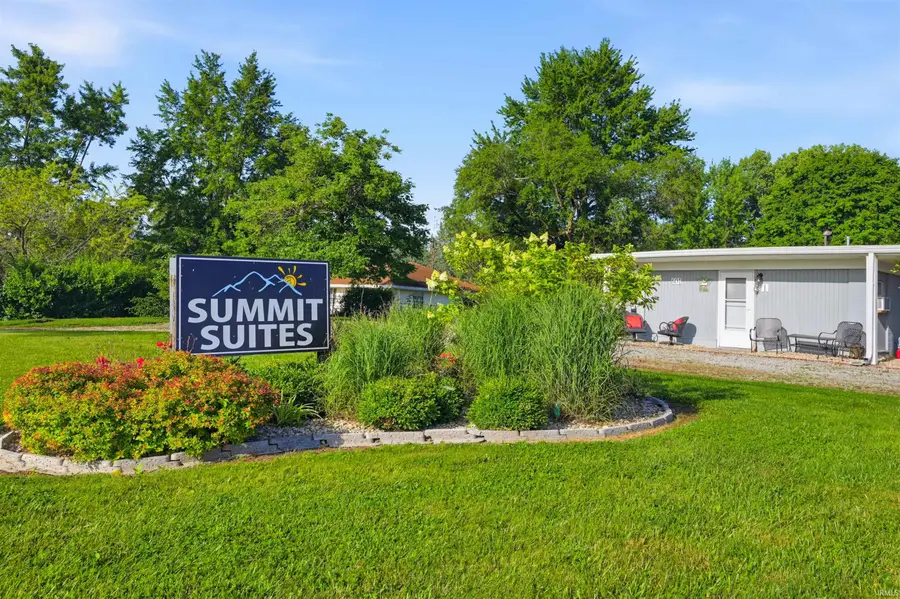 601 S Walnut Street, Mount Summit, IN 47361 - #2