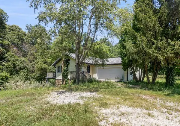 6269 E State Road 54, Bloomfield, IN 47424