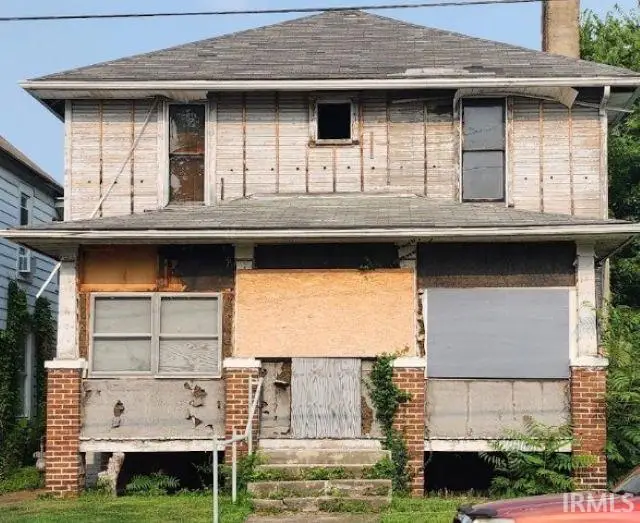 724 N Mulberry Street, Muncie, IN 47305 - #1
