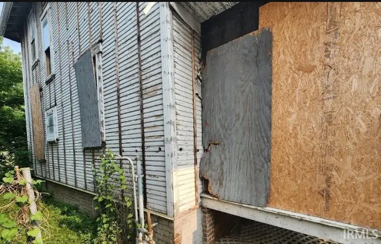 724 N Mulberry Street, Muncie, IN 47305 - #2