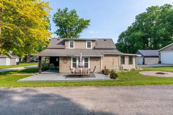 75 Lane 240a Lake Gage, Angola, IN 46703