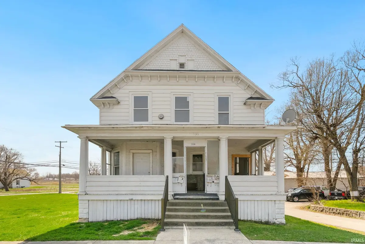 536 E Center Street, Warsaw, IN 46580 - #1