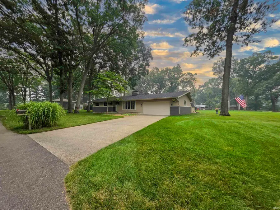 28812 Oakwood Place, Elkhart, IN 46514 - #2