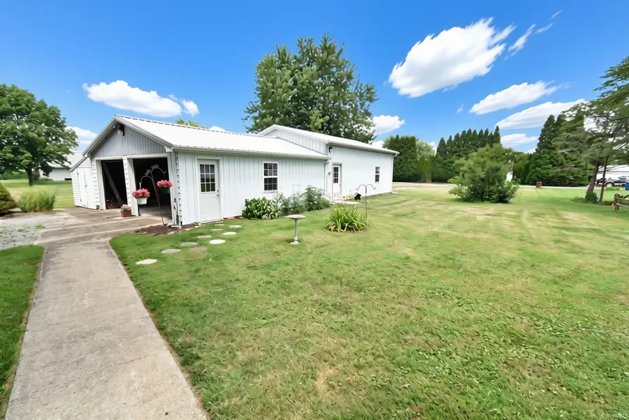 207 E St Rd 352, Boswell, IN 47921 - #2