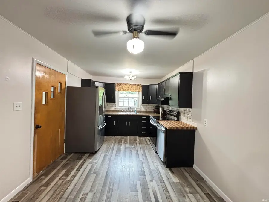 1018 10th Street, Covington, IN 47932 - #3