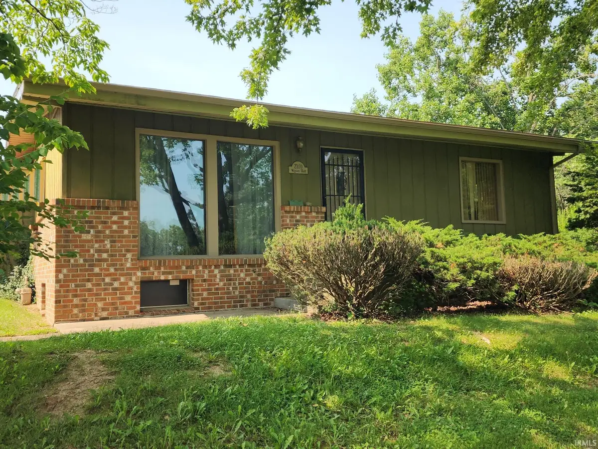 2110 E Westgate Drive, Logansport, IN 46947 - #1