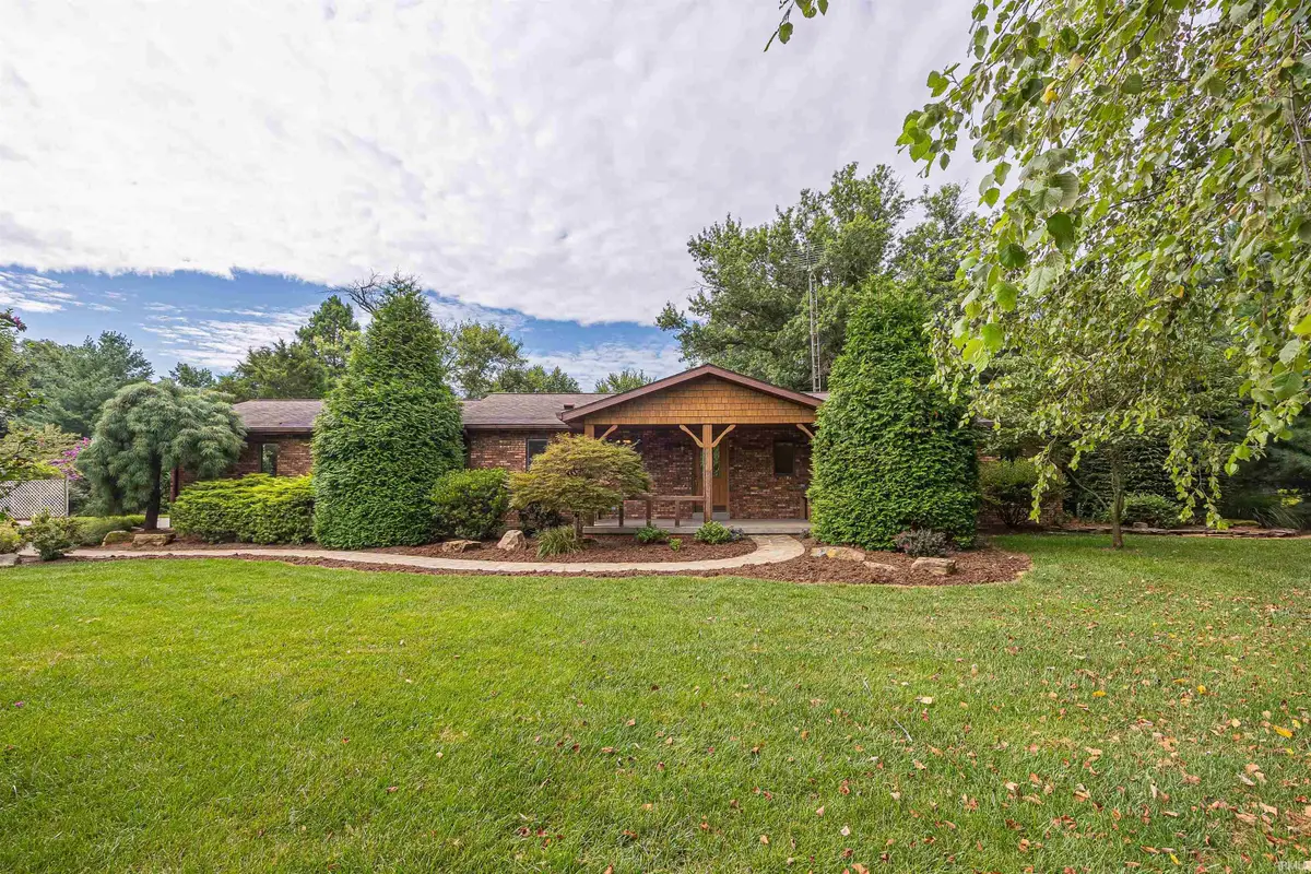 648 E 450s Road, Huntingburg, IN 47542 - #1