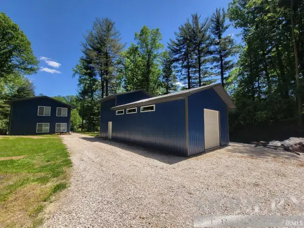 1220 County Rd 900 S, Oakland City, IN 47660
