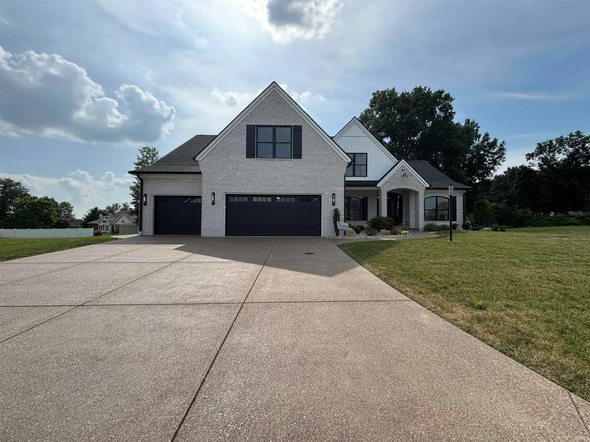 8818 Jenkins Drive, Evansville, IN 47725 - #1