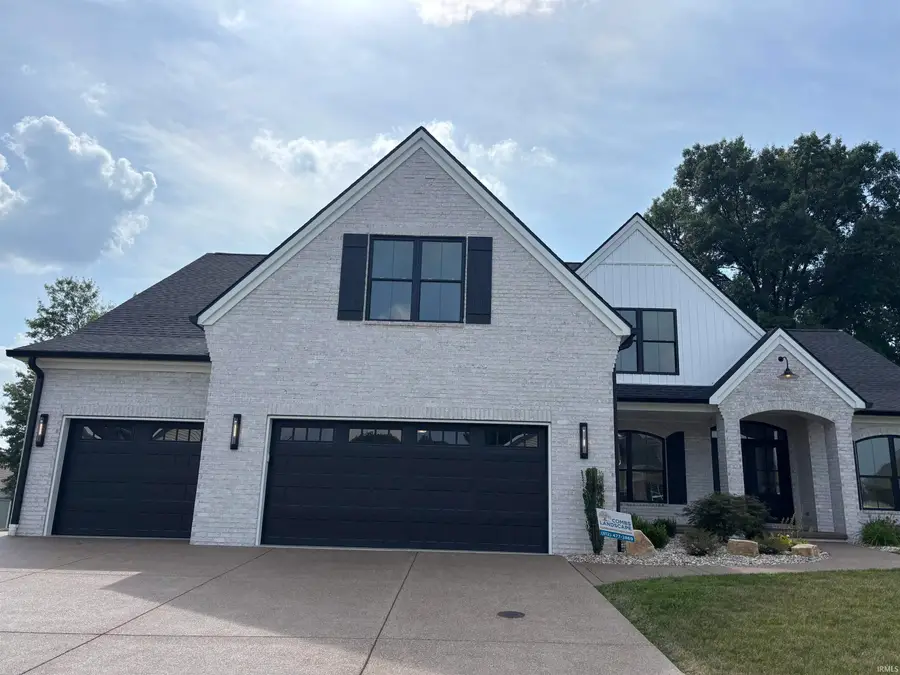 8818 Jenkins Drive, Evansville, IN 47725 - #2