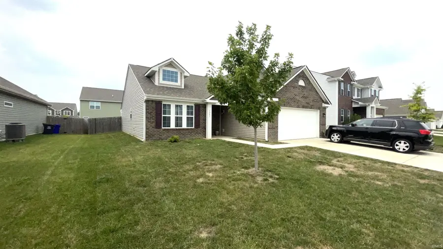 3243 Sand Walk Drive, Kokomo, IN 46902 - #2