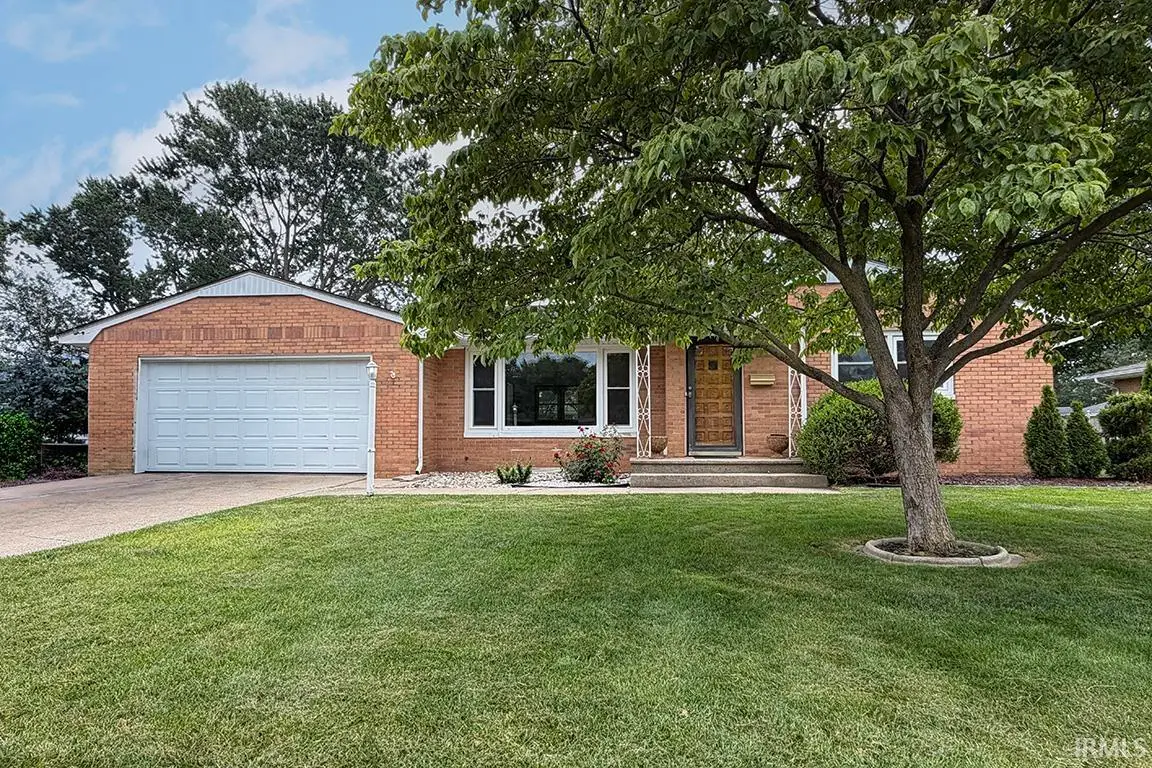 2521 Riverview Place, Elkhart, IN 46516 - #1