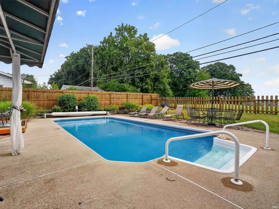 6016 Beaumont Drive, Fort Wayne, IN 46825 - #3