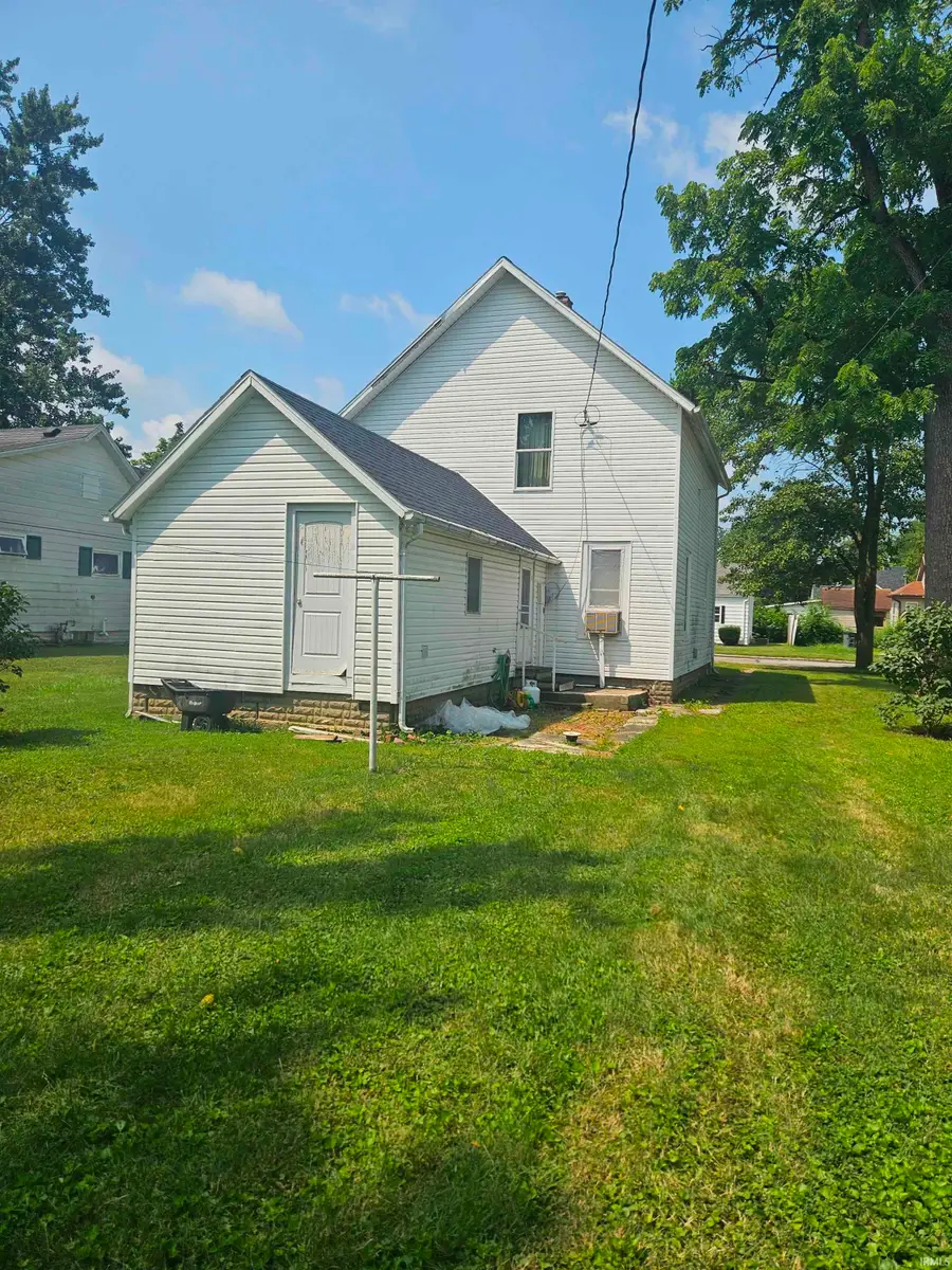 109 S 11th Street, Decatur, IN 46733 - #2