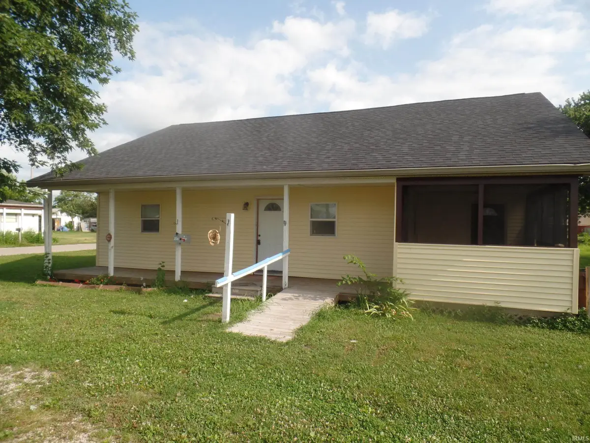 226 Ohio Street, Worthington, IN 47471 - #1