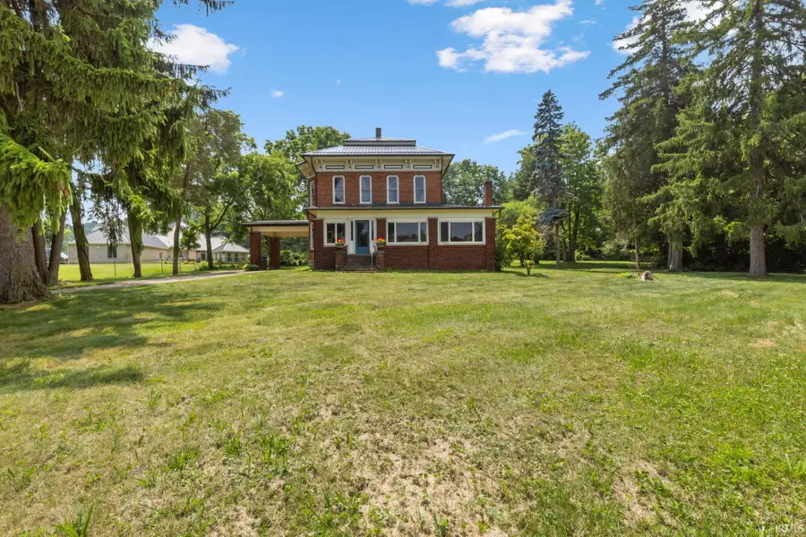313 Bristol Avenue, Middlebury, IN 46540 - #2