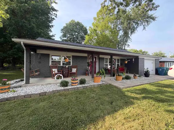525 Circle Drive, Fairmount, IN 46928