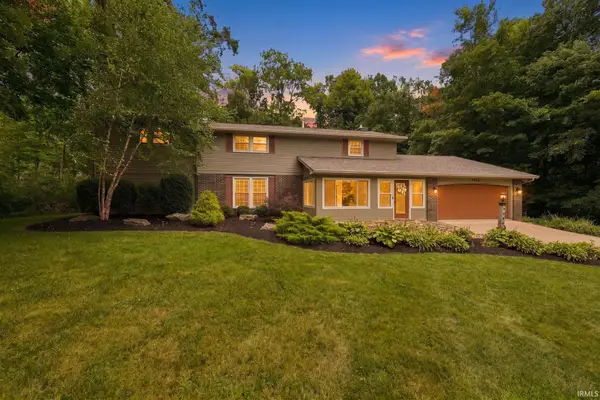 9904 Circlewood Drive, Fort Wayne, IN 46804