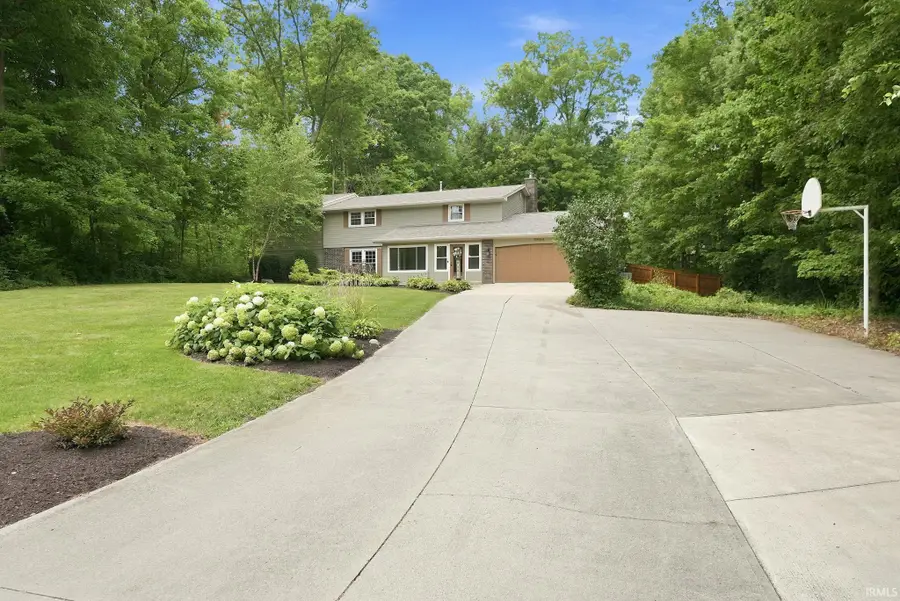 9904 Circlewood Drive, Fort Wayne, IN 46804 - #2
