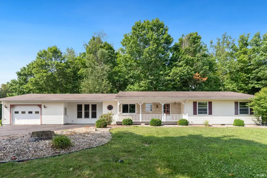 820 W Dogwood Drive, Columbia City, IN 46725 - #3