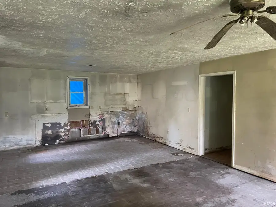1107 10th Street, Bedford, IN 47421 - #3