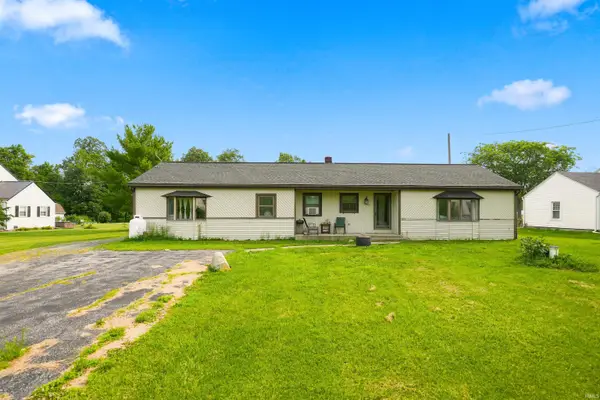 15807 Winchester Road, Fort Wayne, IN 46819