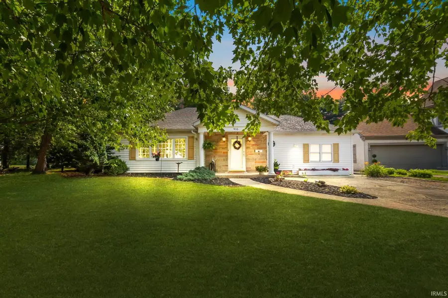 916 Midway Drive, Auburn, IN 46706 - #2