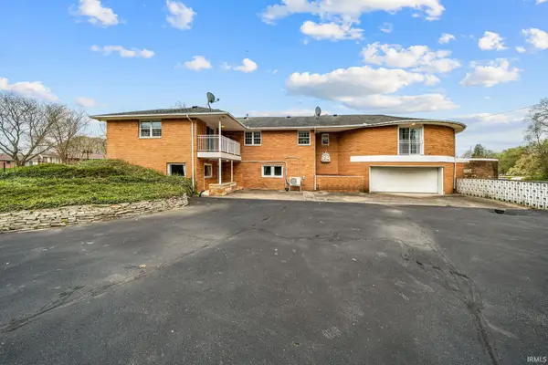1517 Rosemary Lane, South Bend, IN 46637