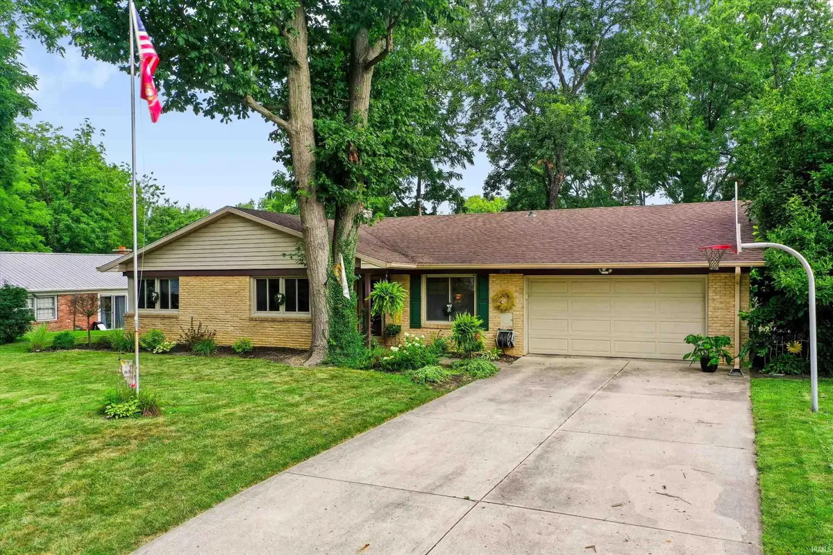 2812 Greenbriar Road, Anderson, IN 46011 - #1