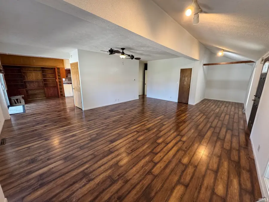 512 E 8th Street, Rochester, IN 46975 - #2