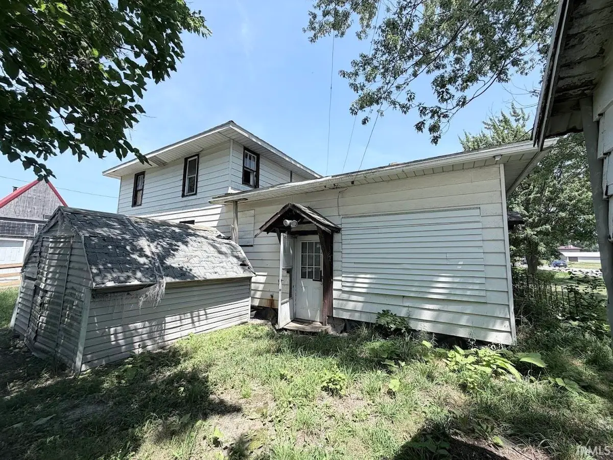1176 E Summitt Street, Wawaka, IN 46794 - #1