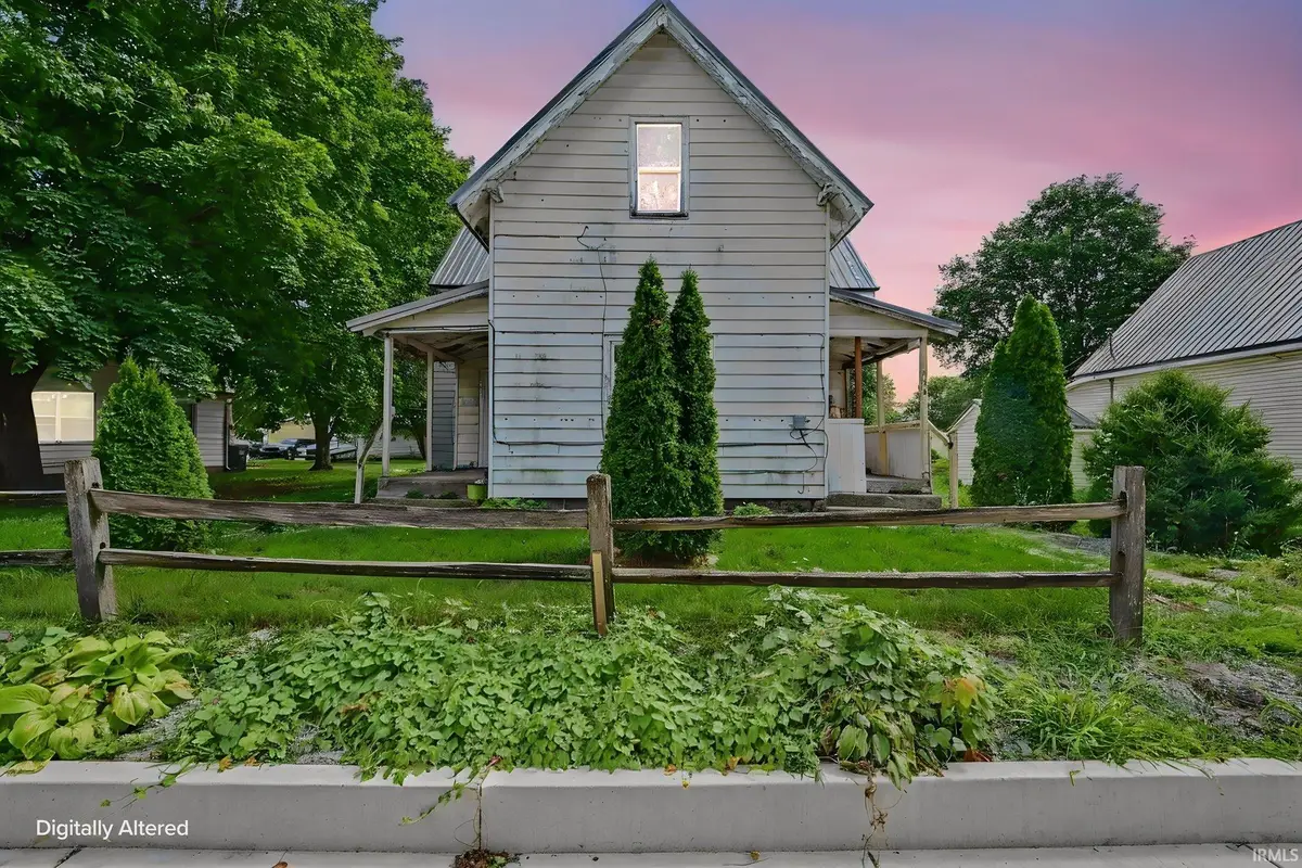 413 E 14th Street, Rochester, IN 46975 - #1