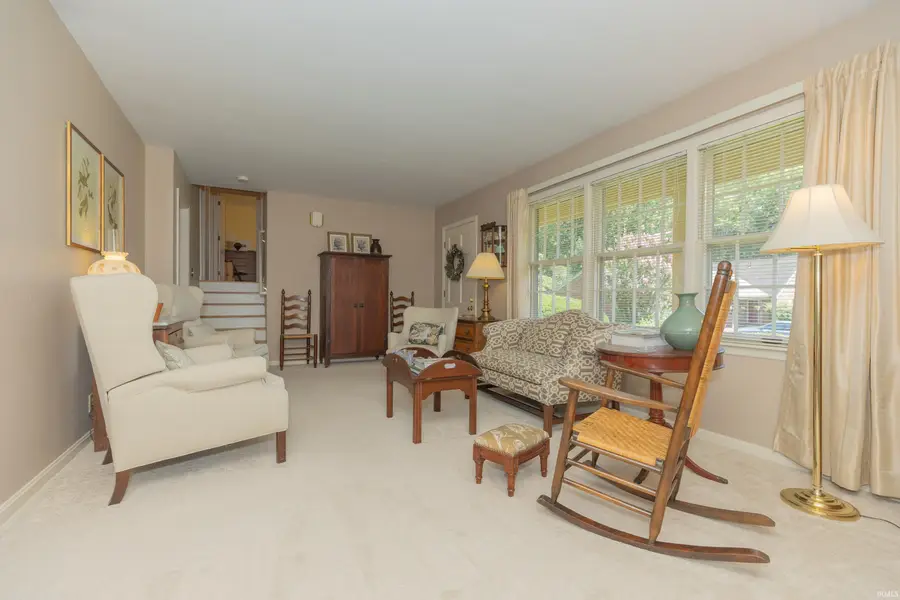 112 Montclair Court, Evansville, IN 47715 - #3